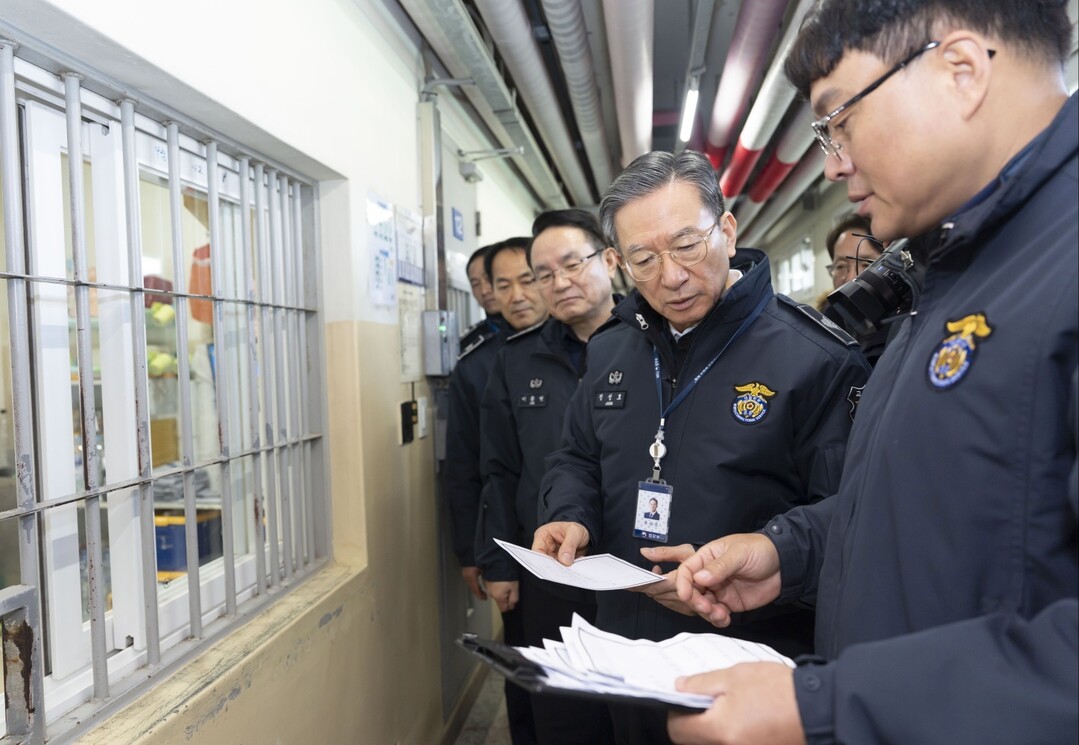 “교도관 제복 입고 난동 진압까지”…...