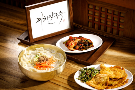 강릉의 맛 담은 까치칼국수, 14일 메가쇼 참가