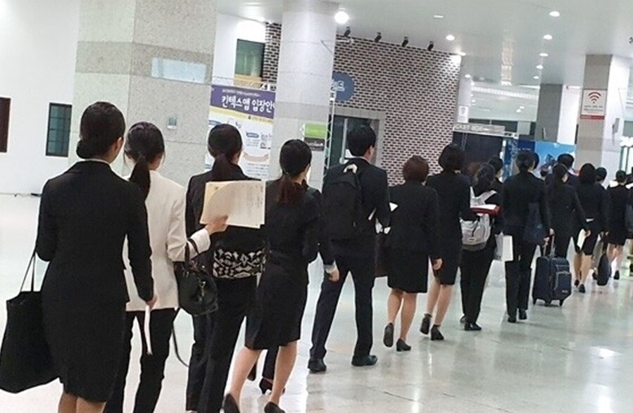 “공무원 합격하면 마약 검사 받는다”…일반직·외무공무원까지 의무화