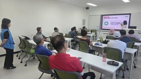 충남 AI디지털배움터, AI 편집으로 완성한 ‘인생사진’…촬영부터 꾸미기까지