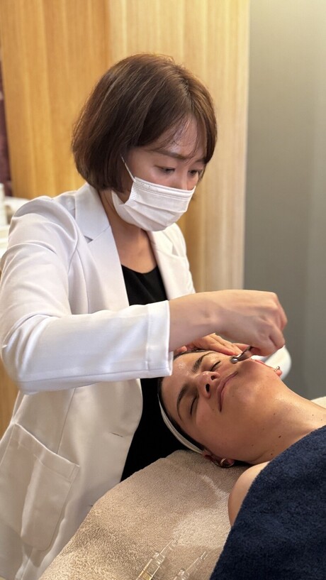 이선영 에스테인 대표, 프랑스서 K-에스테틱 기술 알린다…글로벌 전문가 교육 확대