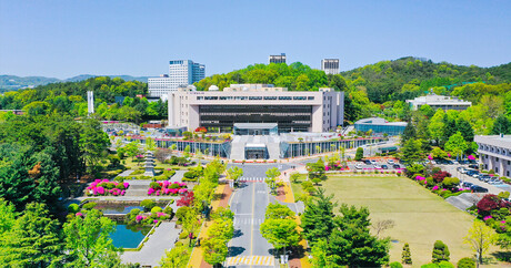 취업·학비 고민 들고 나온 충남대생들…‘달리는 국민신문고’서 1대1 상담